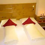 Kohlerhof - 4 Star Wellness & Active מלון