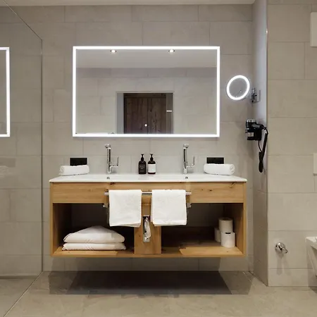 Hotel Kohlerhof 4*