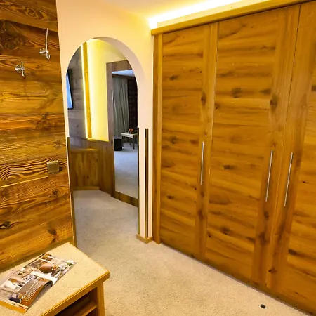 Kohlerhof - 4 Star Wellness & Active ホテル 4*