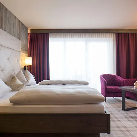 Hotell Kohlerhof - 4 Star Wellness & Active