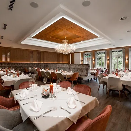 ホテル Kohlerhof - 4 Star Wellness & Active