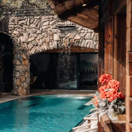Hotell Kohlerhof - 4 Star Wellness & Active
