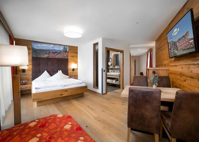 Hotel Kohlerhof - 4 Star Wellness & Active Fuegen