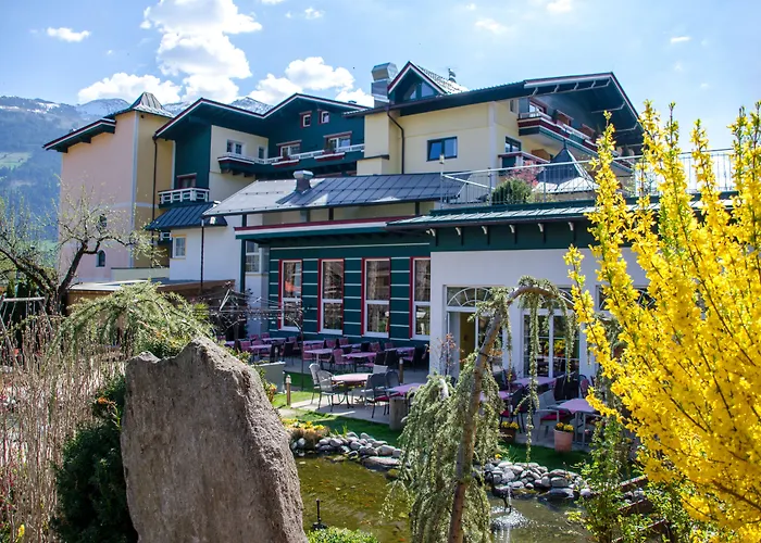 Otel Kohlerhof - 4 Star Wellness & Active Fügen
