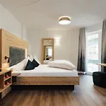 Hotel Kohlerhof - 4 Star Wellness&active Fügen